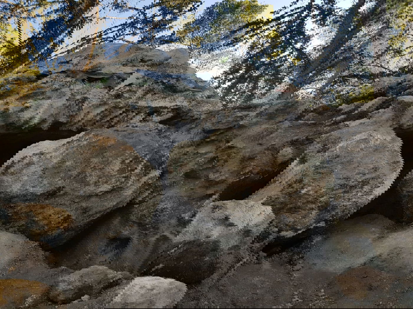 עצב ב'קבר מתתיהו': הגישה לציון - נחסמה