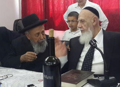 גדולי ישראל: "להעתיר בתפילה בפתיחת ההיכל"