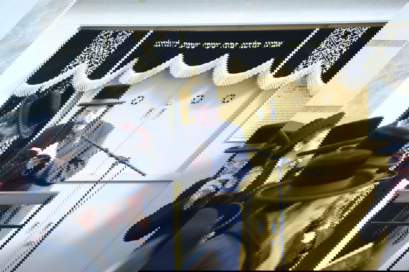 מאות ליוו למנוחות את הגאב"ד הגרי"ח שיינפלד זצ"ל