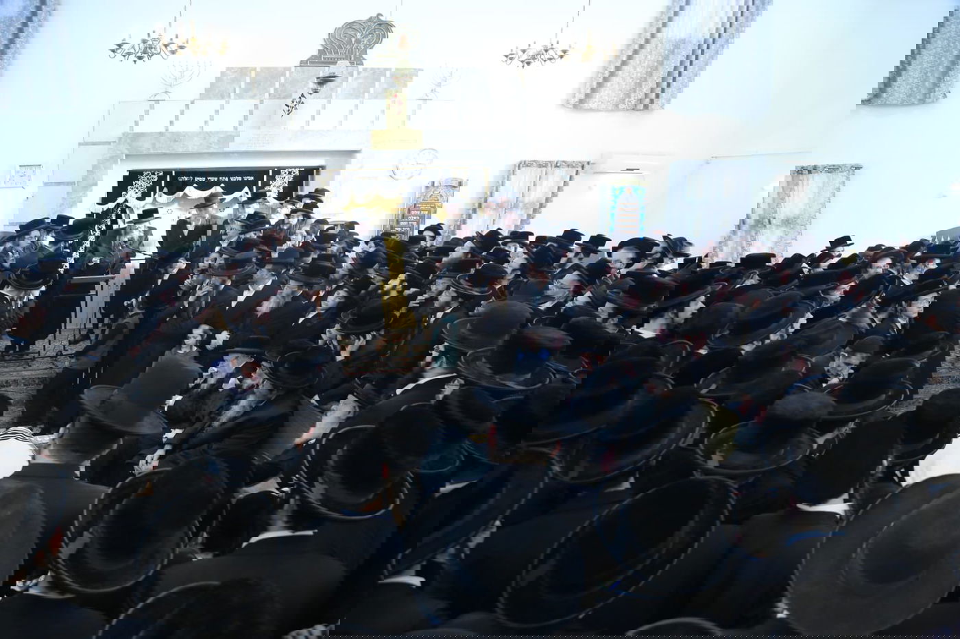 מאות ליוו למנוחות את הגאב"ד הגרי"ח שיינפלד זצ"ל