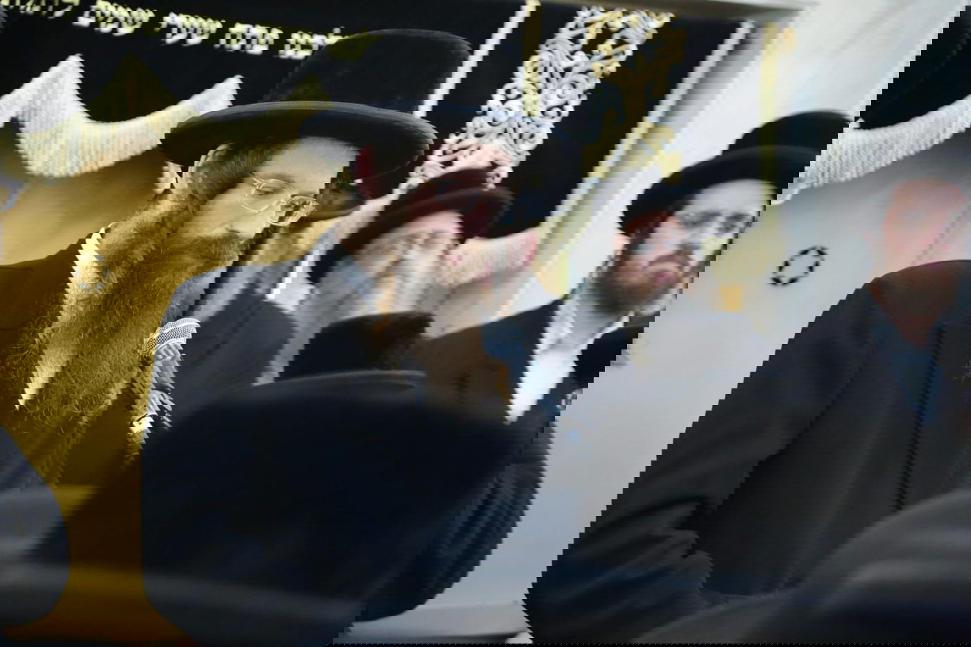 מאות ליוו למנוחות את הגאב"ד הגרי"ח שיינפלד זצ"ל