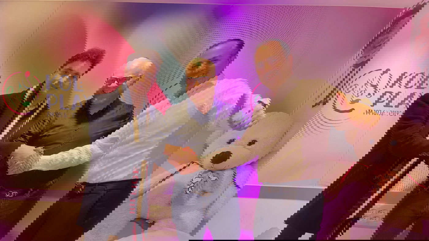 השדרן אשר גרייבר מצטרף לרדיו 'קול פליי'