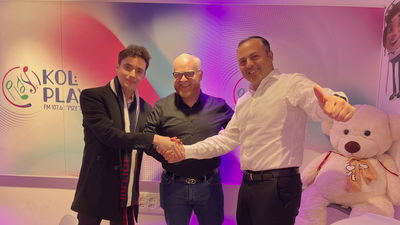 השדרן אשר גרייבר מצטרף לרדיו 'קול פליי'