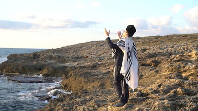 החזן לייזר ברוק בקטע לכבוד שבת שירה