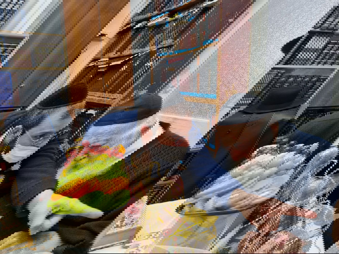 ט"ו בשבט במחיצת מרן הגר"ח קנייבסקי • צפו בתיעוד