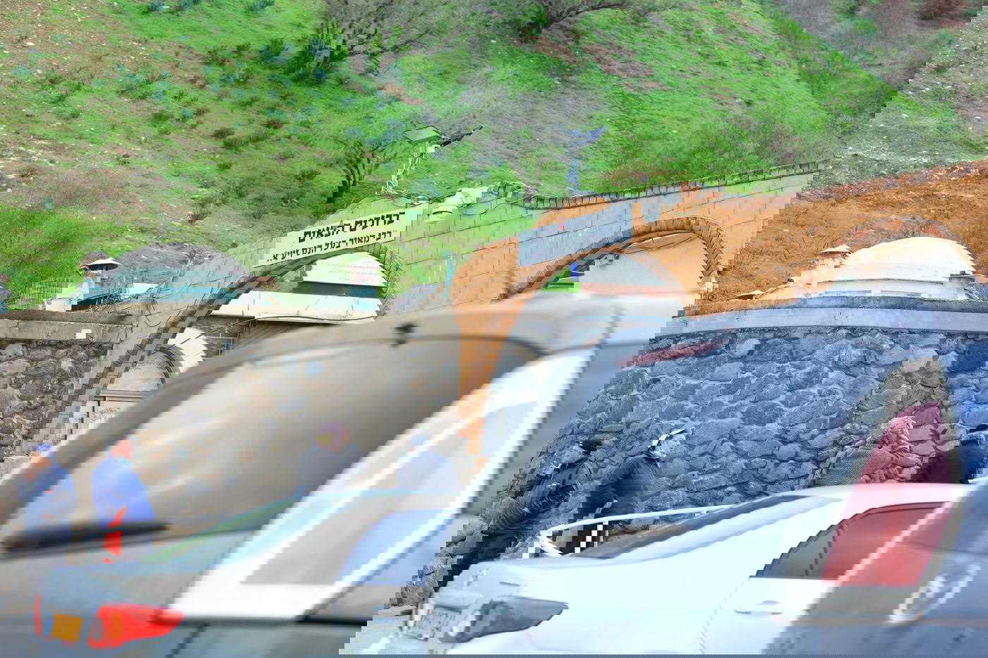 ערב ט"ו בשבט בקבר רבי מאיר בעל הנס • תיעוד