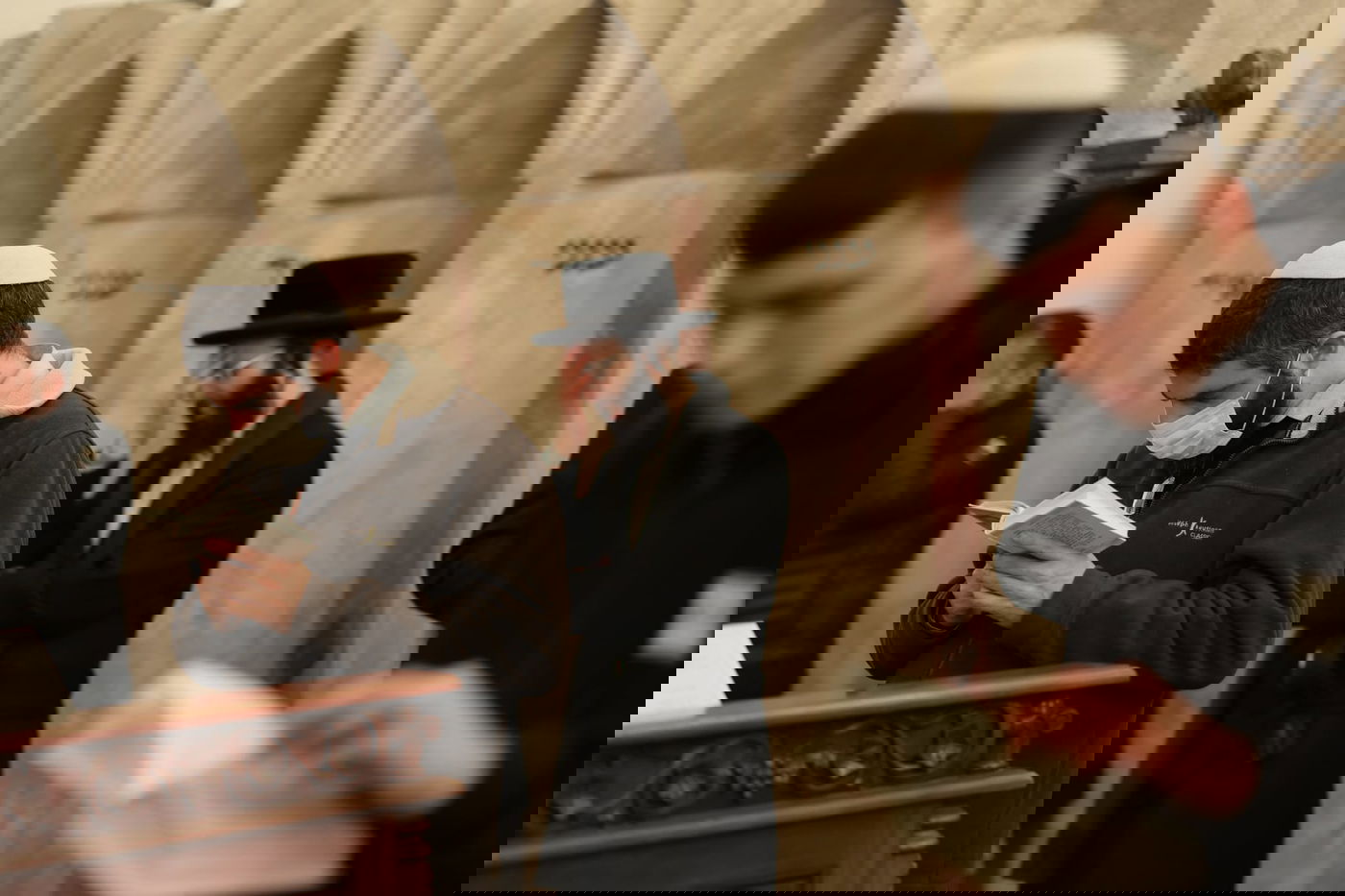 ערב ט"ו בשבט בקבר רבי מאיר בעל הנס • תיעוד