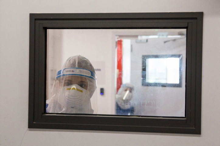 בבית החולים מעייני הישועה. ארכיון