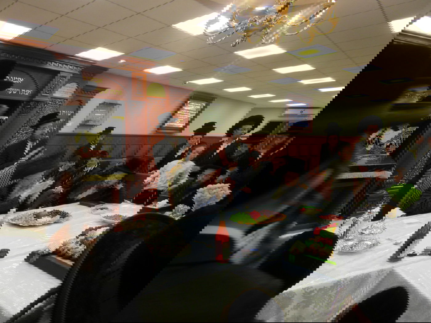 ט"ו בשבט בחסידות קרעטשניף-קרית גת