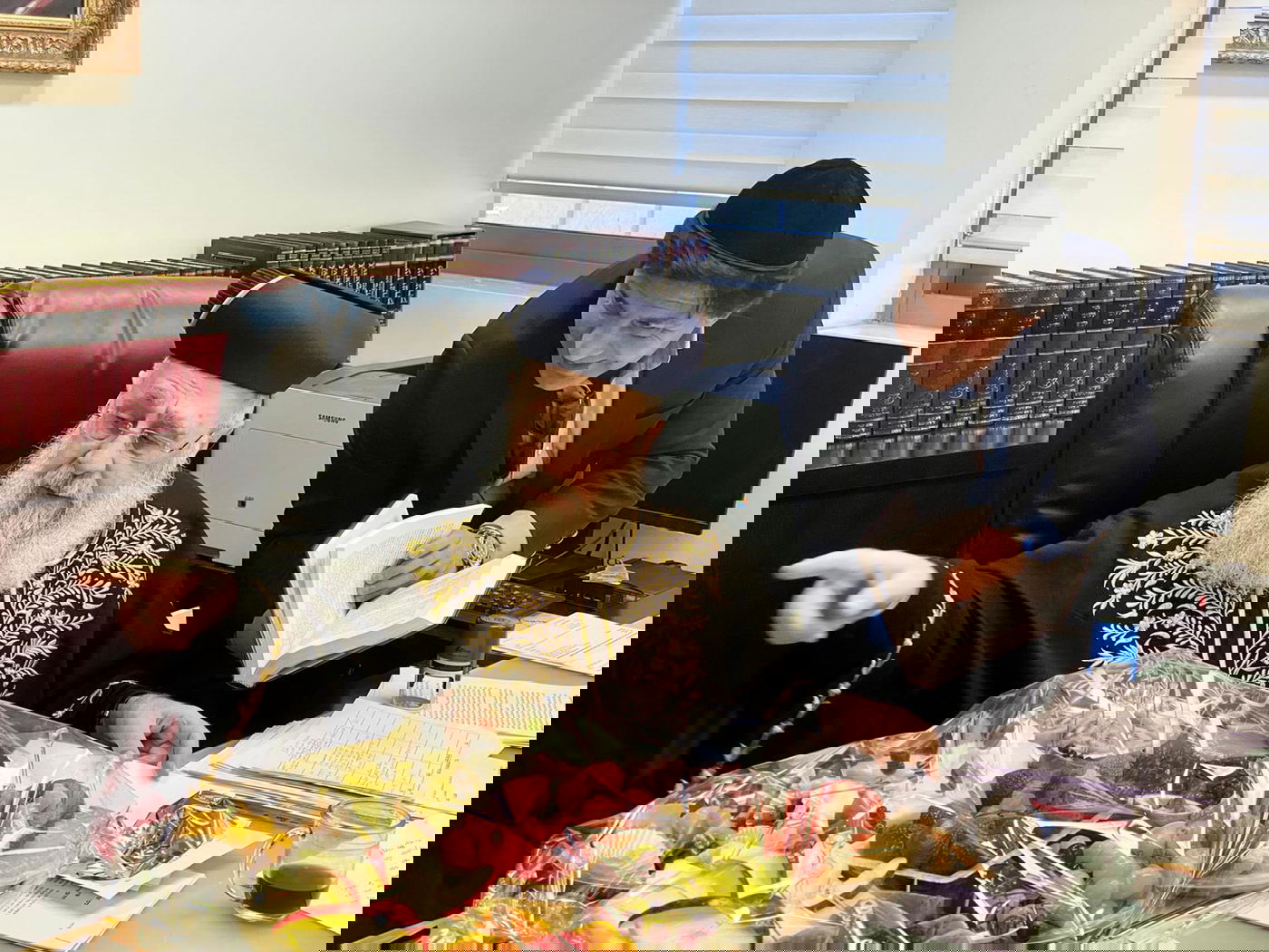 סלסלת הפירות של רב הסלבס לראשון לציון