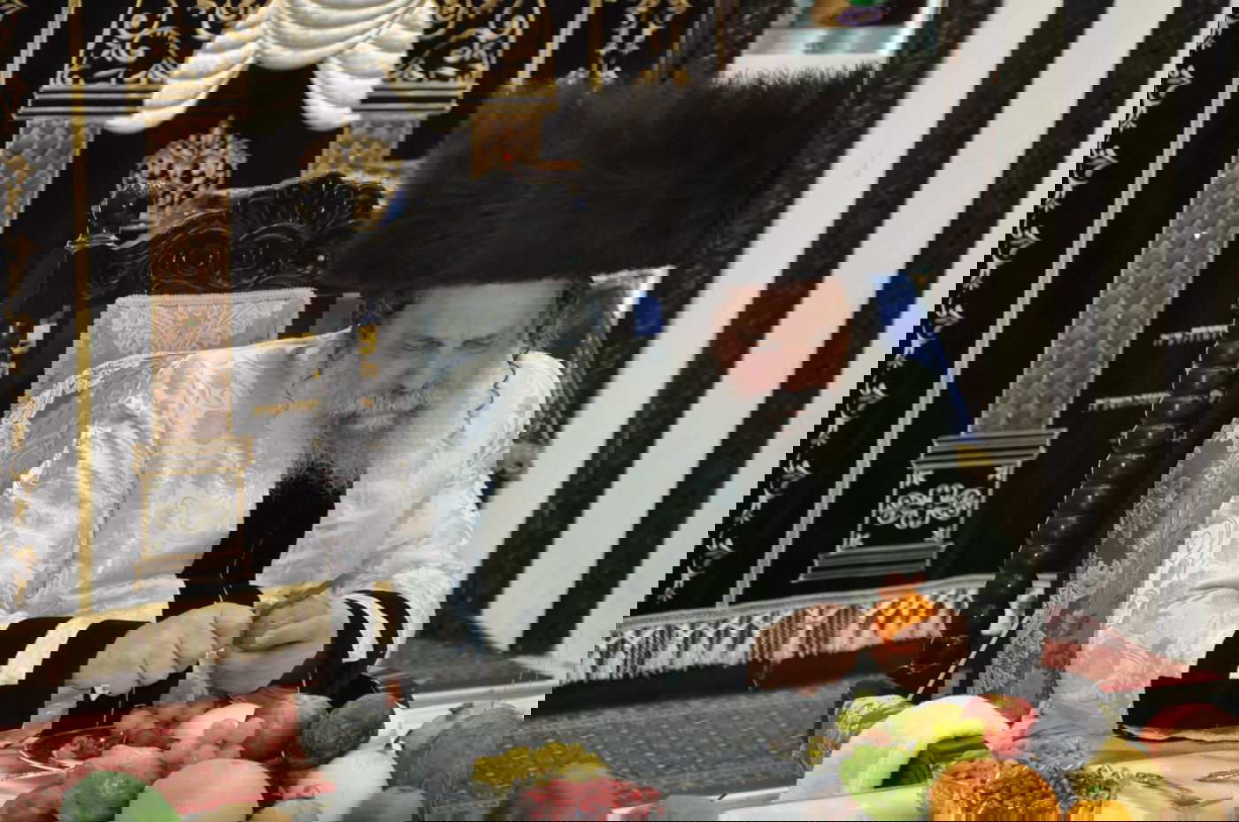 דברי תורה וחלוקת פירות: ט"ו בשבט בנדבורנה-ביתר