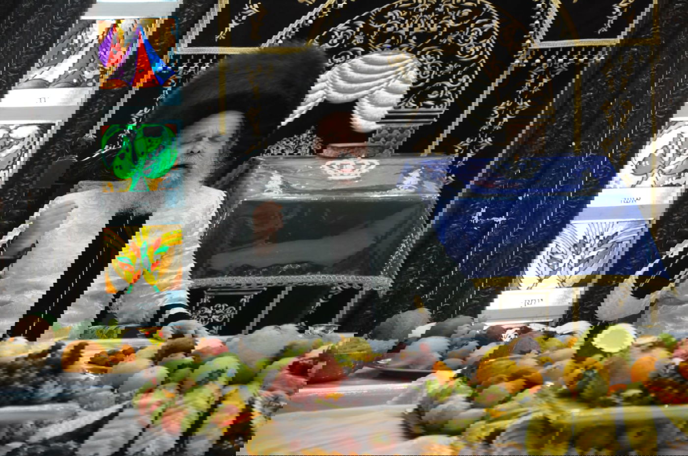 דברי תורה וחלוקת פירות: ט"ו בשבט בנדבורנה-ביתר