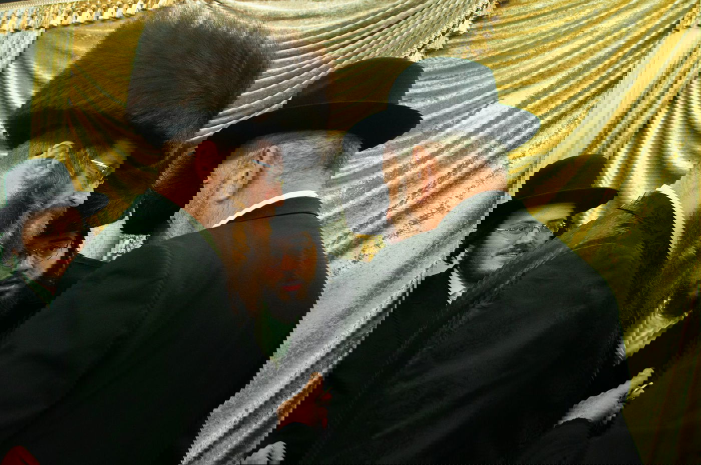 תיעוד: שבת שירה וט"ו בשבט בחסידות קאליב