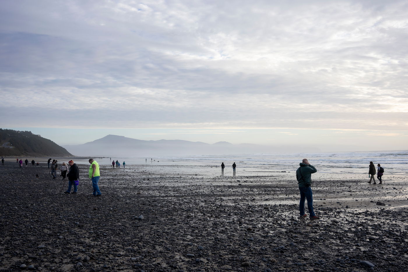 התפרצות הר הגעש בטונגה: תיעוד מהאי ההרוס