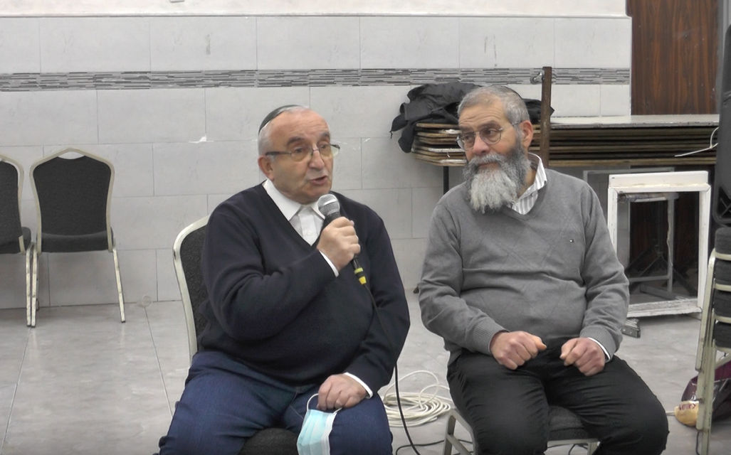 וקסלר מגולל את סיפורו בפני פעילי יד לאחים השבוע