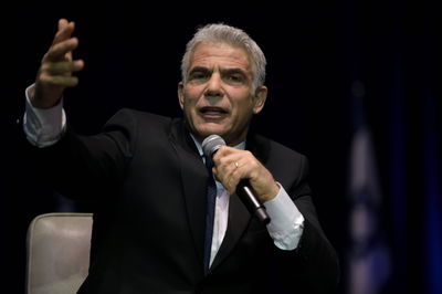 שר החוץ יאיר לפיד