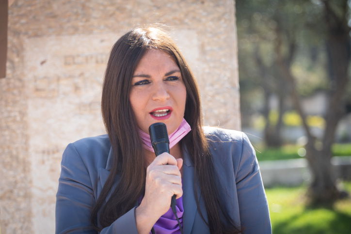 בדרך לריאיון: הח"כית החליקה ונפצעה