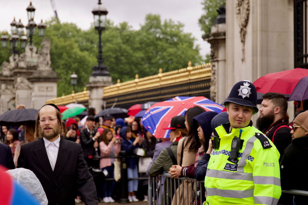 הכניסה לארמון בקינגהאם