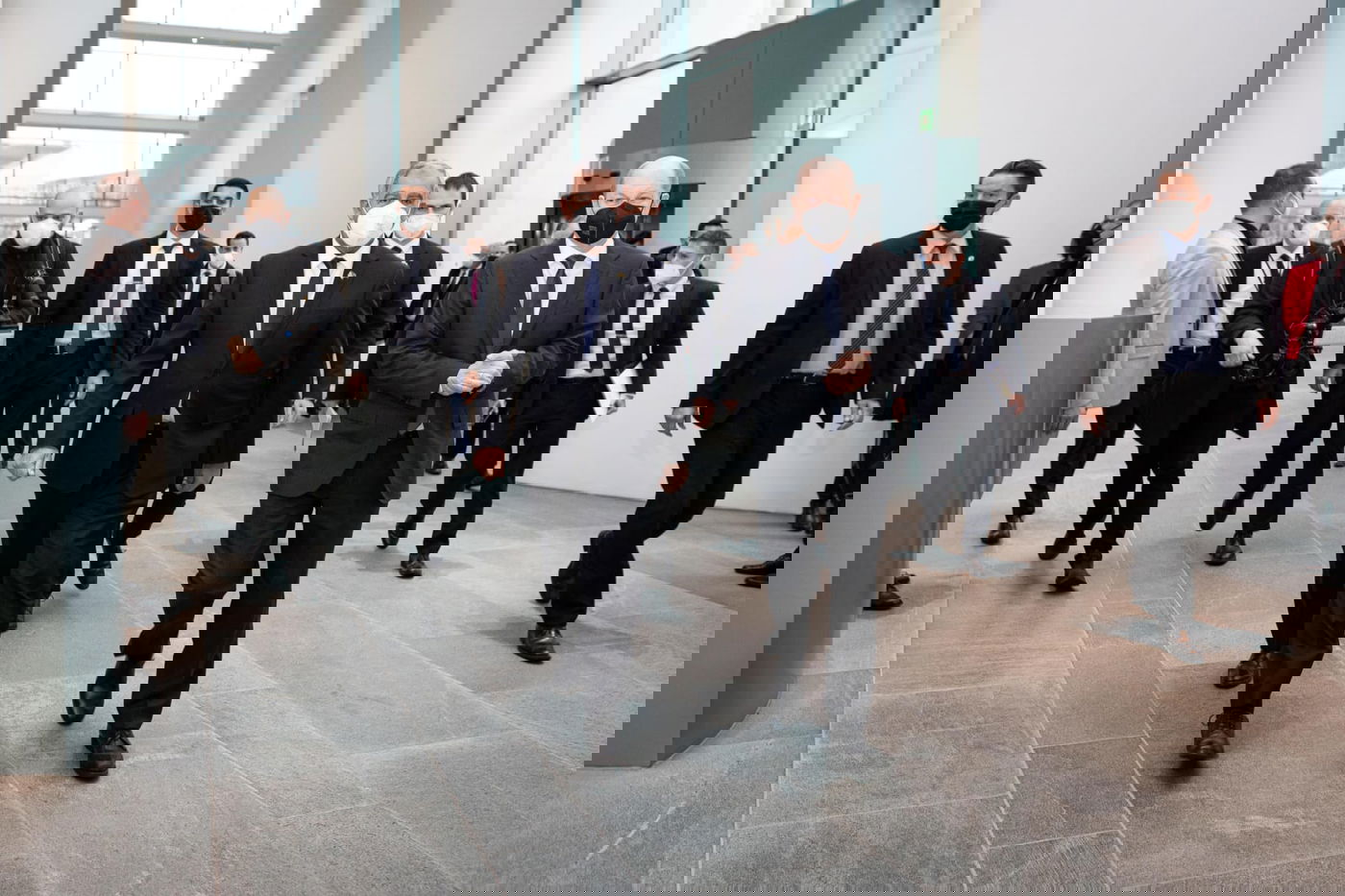 לוי ביקש מגרמניה: 'סיוע בהחזרת השבויים'