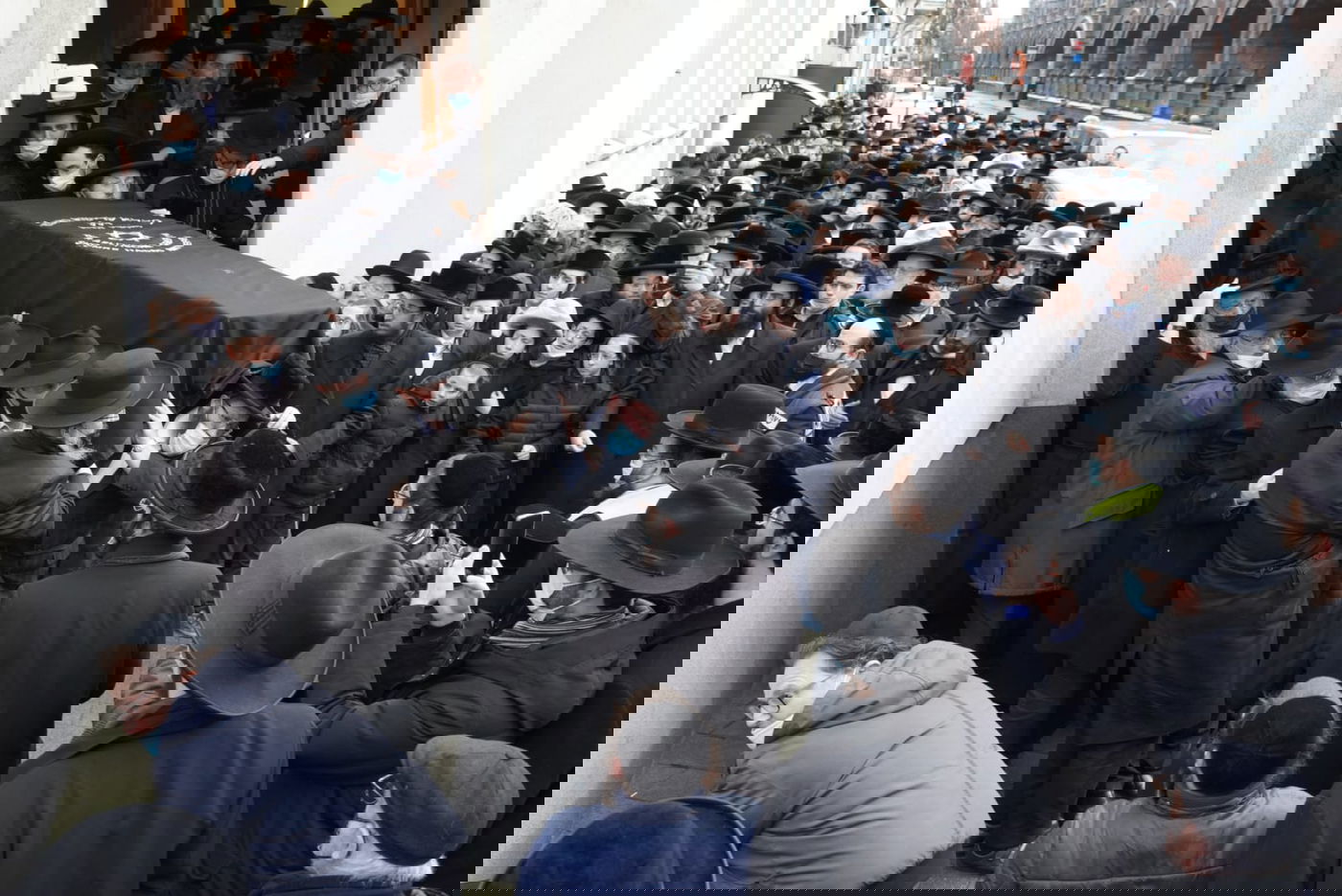 תיעוד: אלפים ליוו למנוחות את רבי דוד משה ליברמן זצ"ל