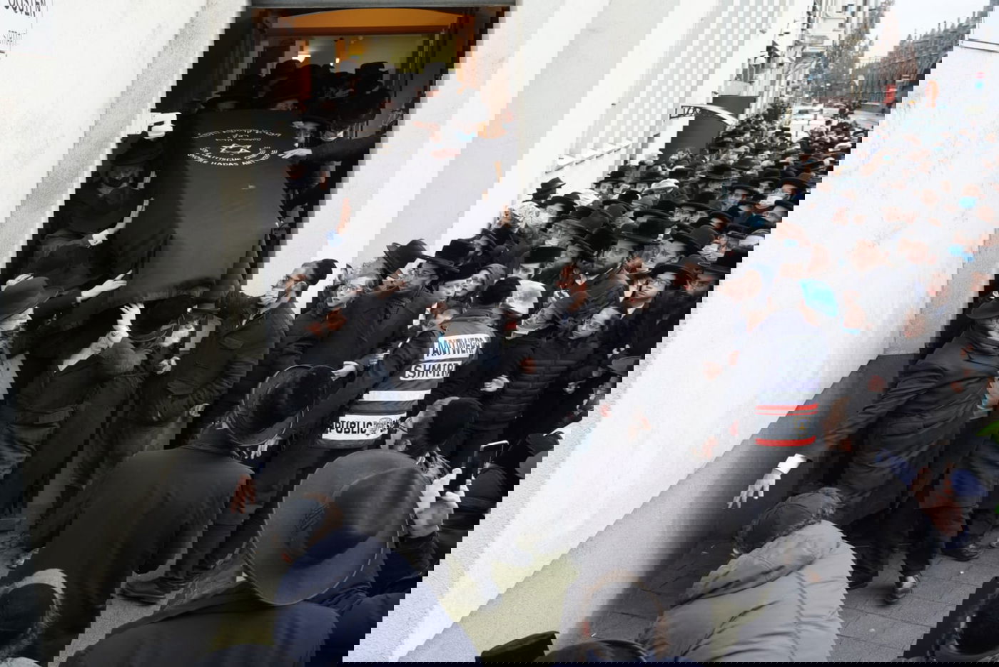 תיעוד: אלפים ליוו למנוחות את רבי דוד משה ליברמן זצ"ל