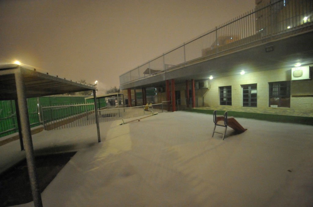 בובות באישון ליל: מראות השלג בביתר עילית