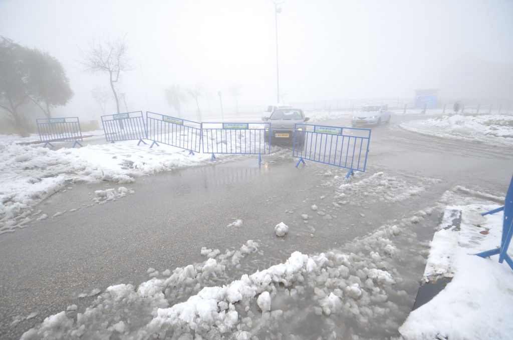 בובות באישון ליל: מראות השלג בביתר עילית