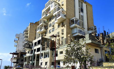 בנייה בעיר חרדית; אילוסטרציה