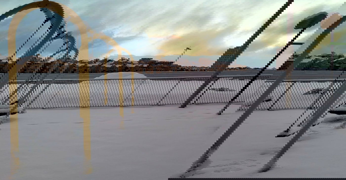 זווית אומנותית מיוחדת: השלג הזך בירושלים