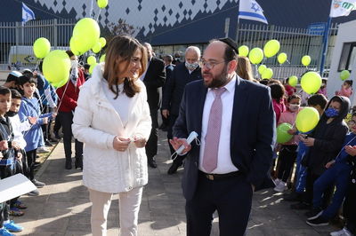 ילד בריא מקומו בבית הספר // הרב בן ציון נורדמן