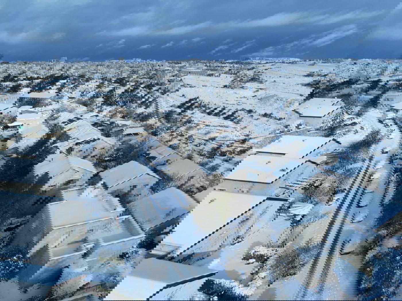 המוני ישראלים קמו לבוקר לבן • עדכונים ממוקדי השלג