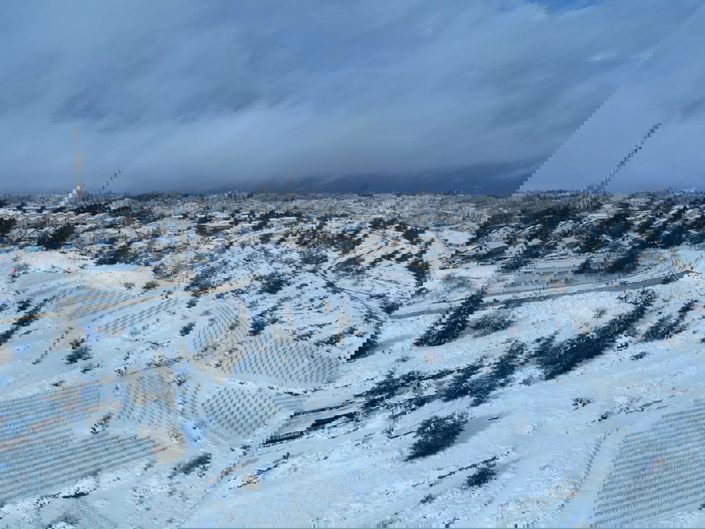 המוני ישראלים קמו לבוקר לבן • עדכונים ממוקדי השלג