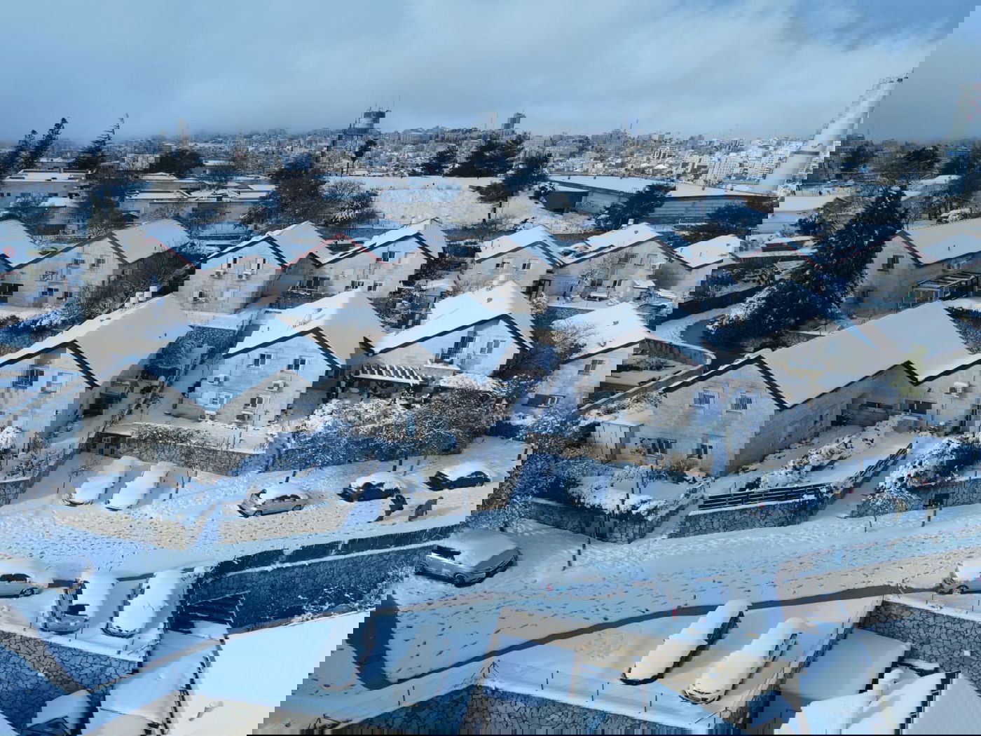 המוני ישראלים קמו לבוקר לבן • עדכונים ממוקדי השלג