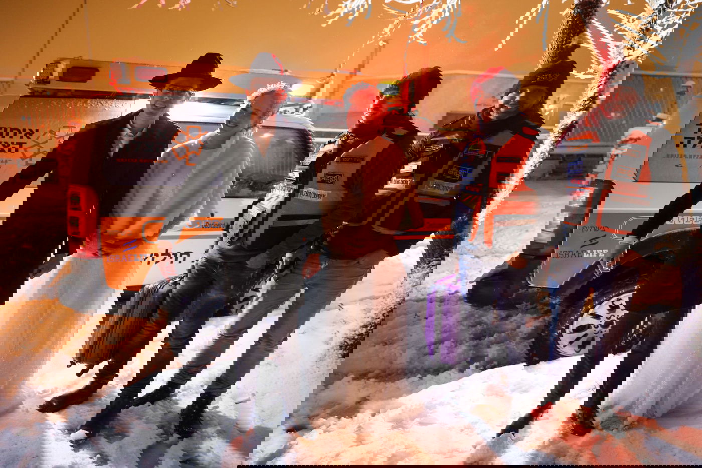 באישון לילה מושלג: כך חולצו החתן והכלה