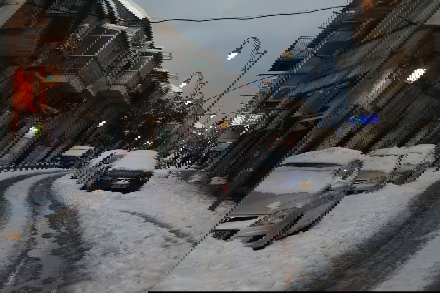 תיעוד: אור ראשון בירושלים המושלגת