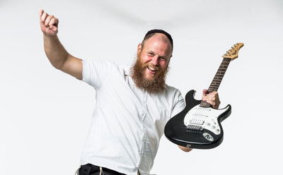 נאור כרמי ו'הלב והמעיין' בסינגל חדש: "האור שלך"