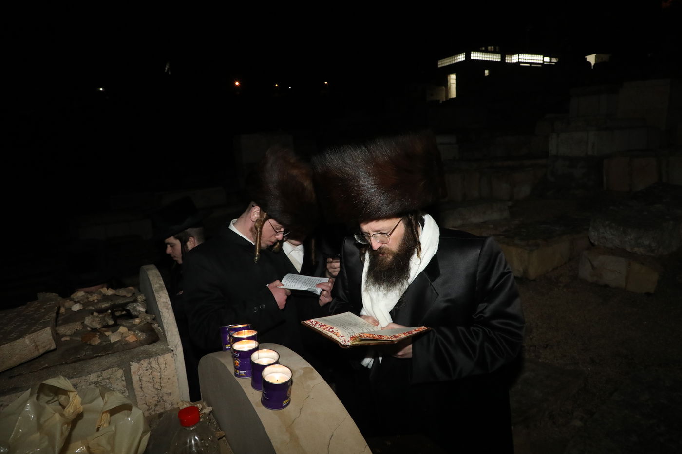 לרגל היארצייט: הרבי מזוטשקא עלה לקבר אביו
