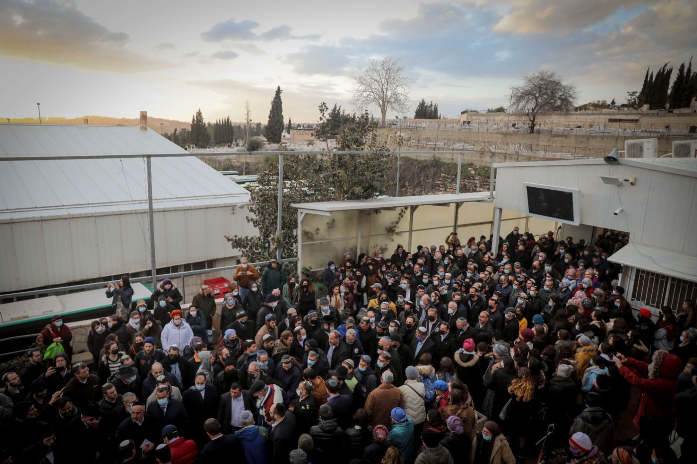 יונתן פולארד נפרד בדמעות מרעייתו: "תחכי לי שם"