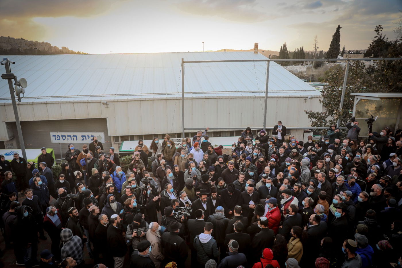יונתן פולארד נפרד בדמעות מרעייתו: "תחכי לי שם"