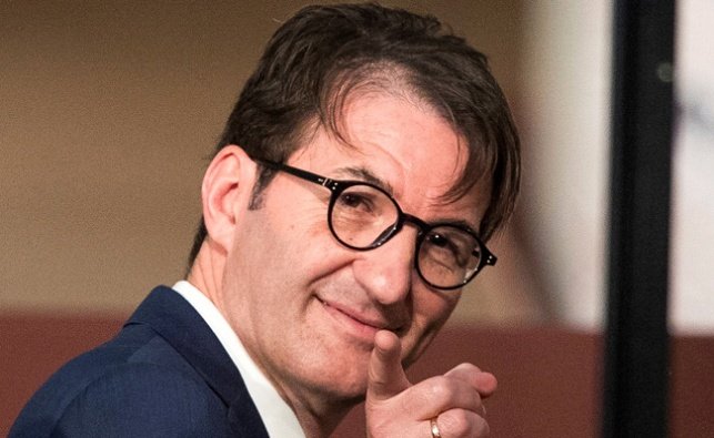 הודיע על פרישה. ביסמוט