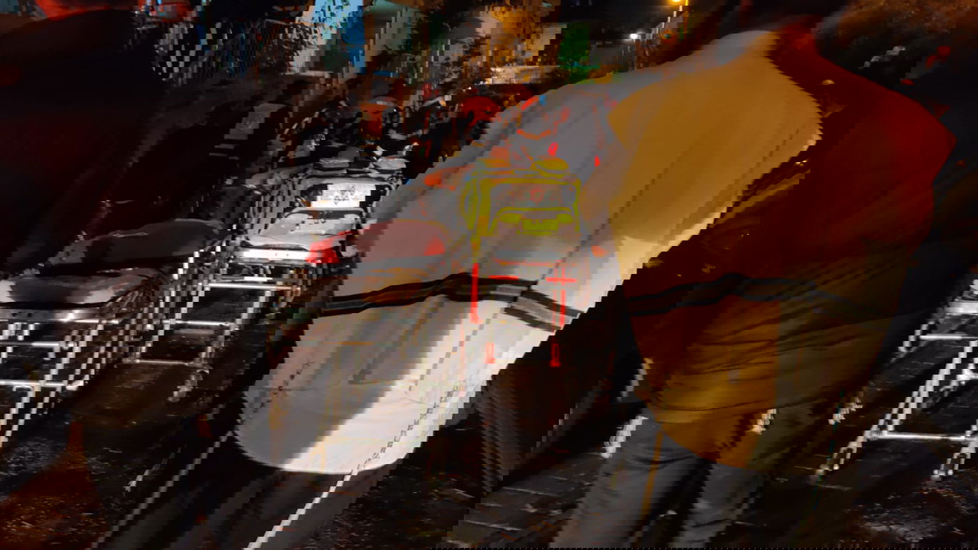 ילד בן 11 נהרג בשריפה שפרצה בביתו; ההורים נפצעו קל