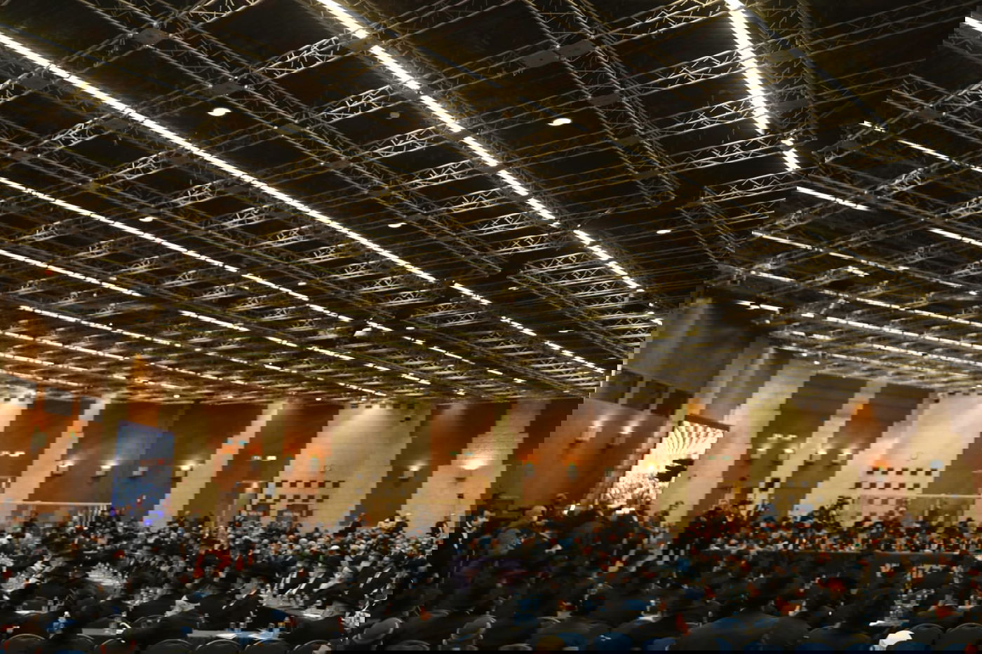 הרבנים בכנס חירום נגד הרפורמות בדת; 'אל תגעו במשיחי'