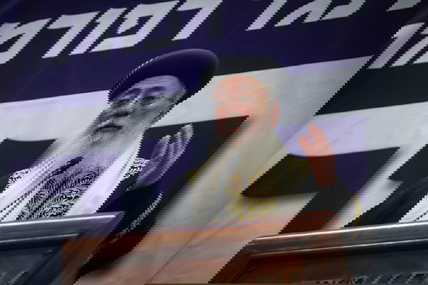 הרבנים בכנס חירום נגד הרפורמות בדת; 'אל תגעו במשיחי'