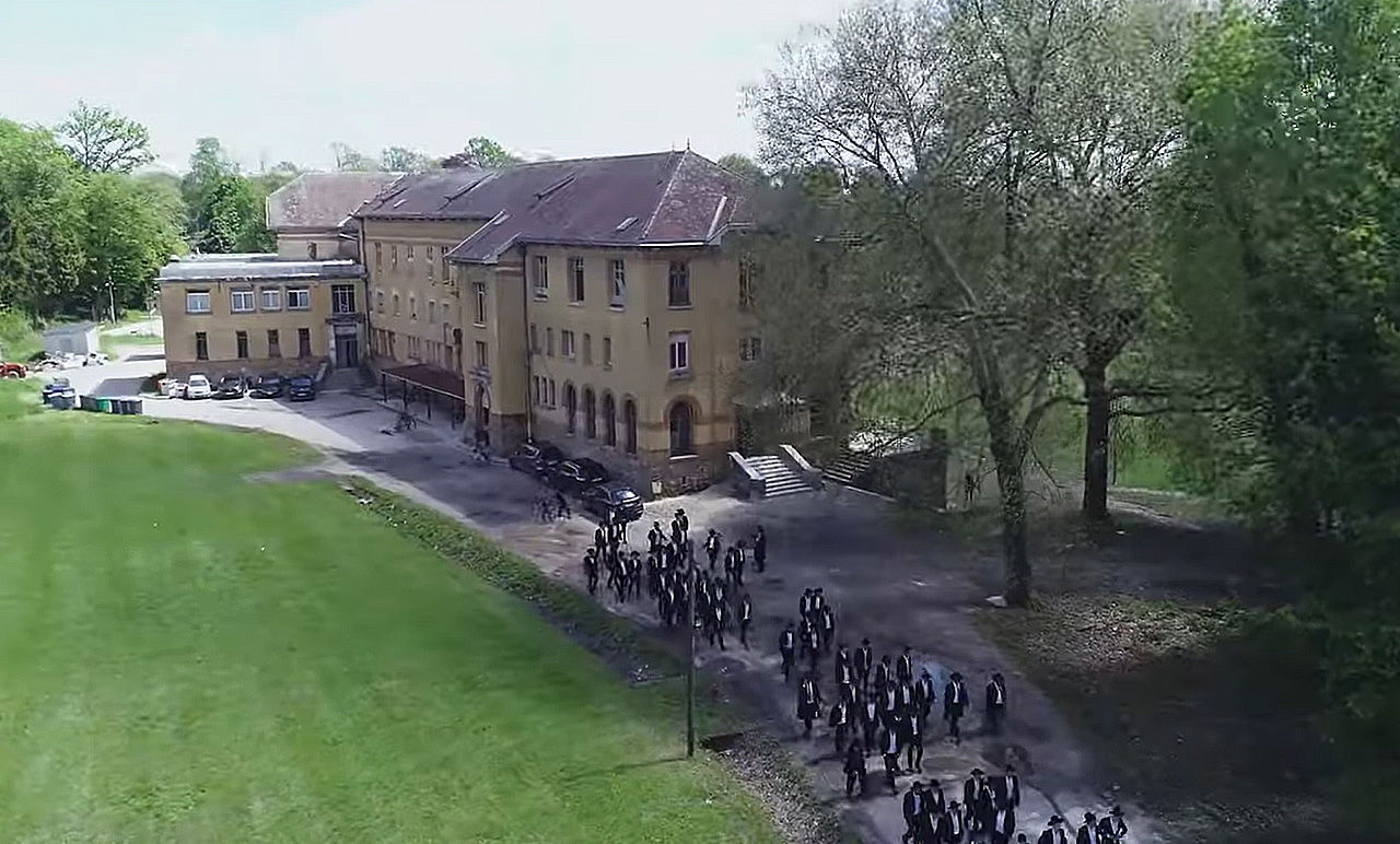 מבנה הישיבה