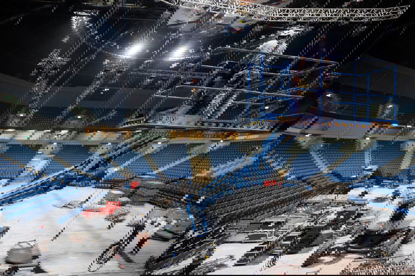 צפו בגלריה: ה'ארנה' מתכוננת לסיומי הענק