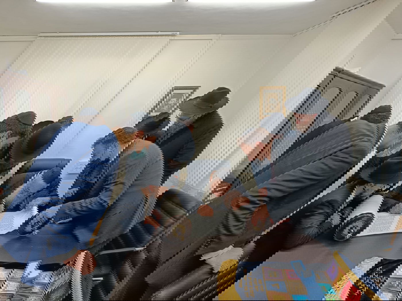 בישיבת "בית דוד" חגגו הכנסת ספר תורה