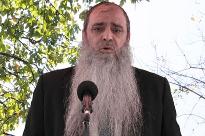 הרב רפאל זר בפינה לפרשת תצוה • צפו