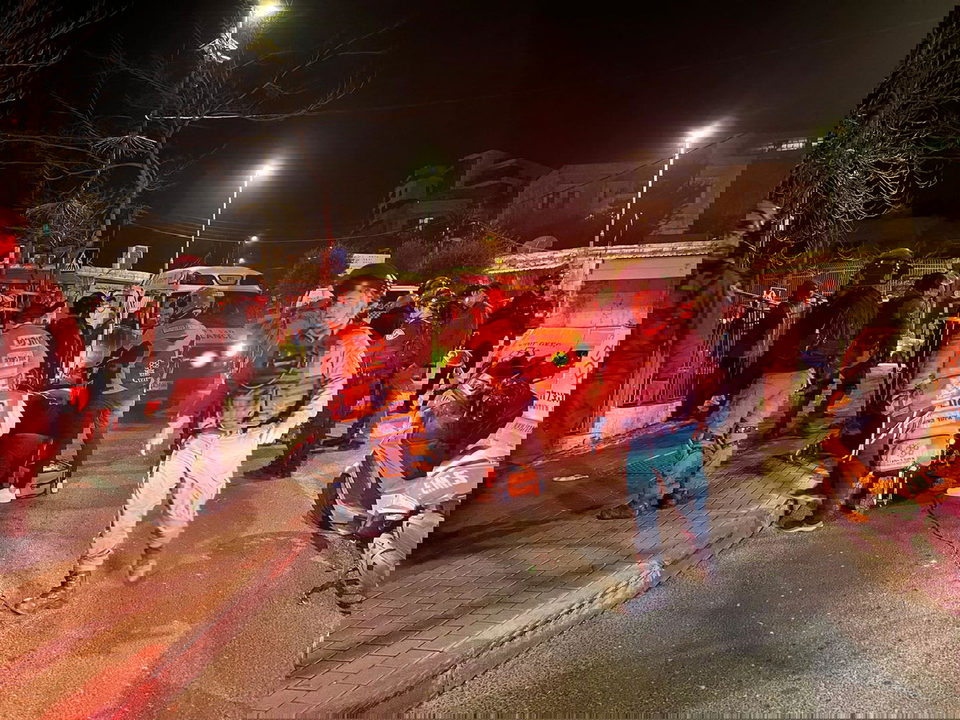 ליל עימותים בין יהודים וערבים ב'שייח ג'ראח'; שישה נעצרו