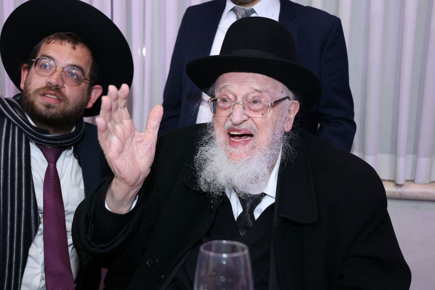 בשמחת החתונה