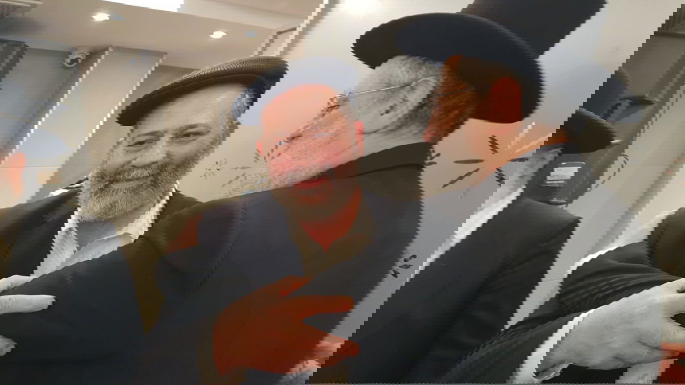 לכבוד מי הגר"ד יוסף יצא במיוחד מירושלים?